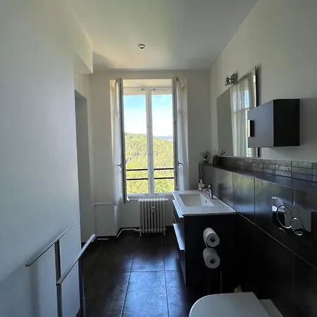 Onlysaintg - Bernadette Spacious 4 Bedrooms Great Views, 120 M2 Only 500m From The Centre And Lift Great Year Round 아파트 *