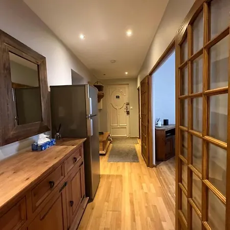 Onlysaintg - Bernadette Spacious 4 Bedrooms Great Views, 120 M2 Only 500m From The Centre And Lift Great Year Round 생제르베레뱅