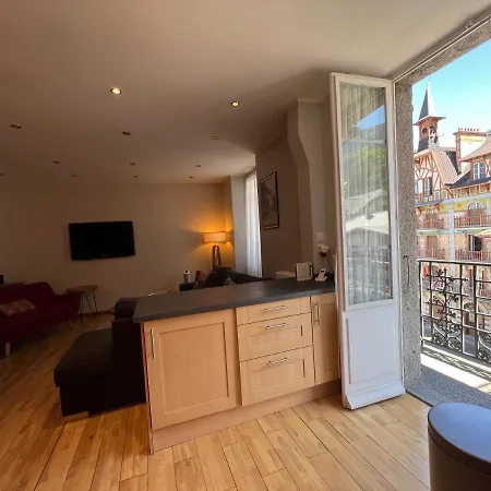 Bernadette: Spacious 4-bedroom With Great Views Near Center And Lift Apartment Saint-Gervais-les-Bains